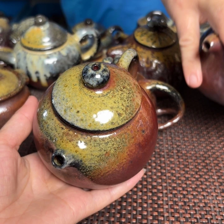 茶壶紫砂火红両施240 C