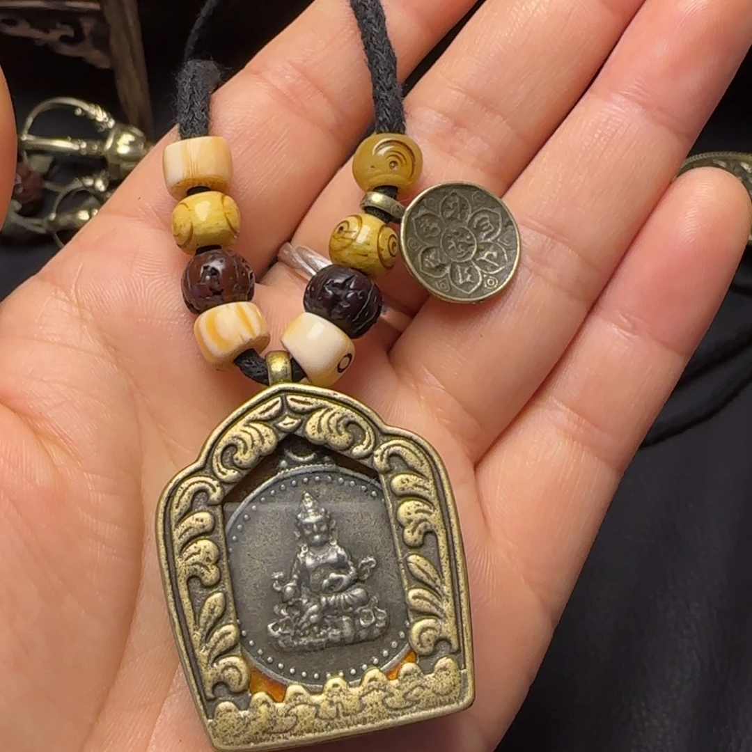 昙***现泥塑藏传牌子……藏传牌子