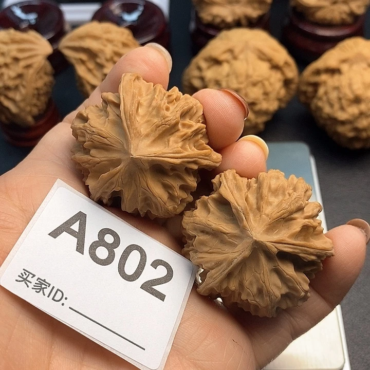 吊坠文玩核桃岐山三棱3.9
