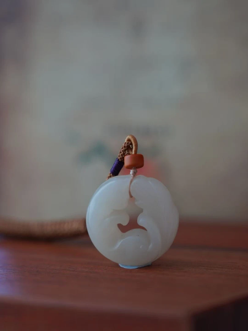 迷悟18K金天然和田玉九尾狐吊坠（赠链）