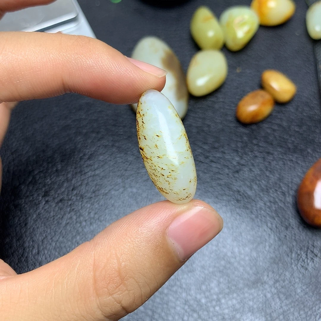 未镶嵌和田玉挂件