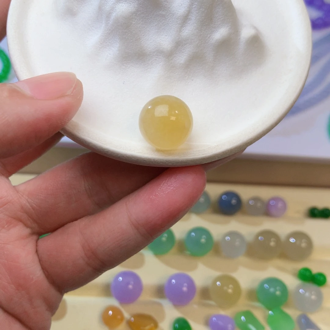 定制翡翠未镶嵌13mm黄翡单珠