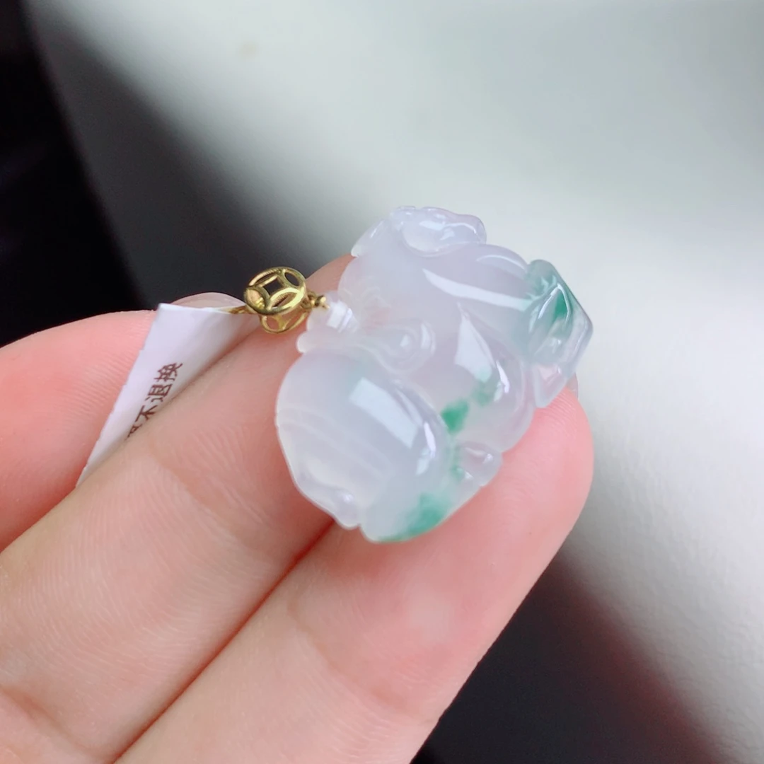 颈饰18K金镶嵌翡翠翡翠吊坠