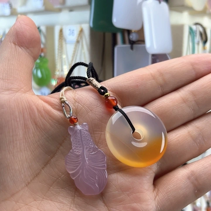 玛瑙/玉髓颈饰未镶嵌?****?