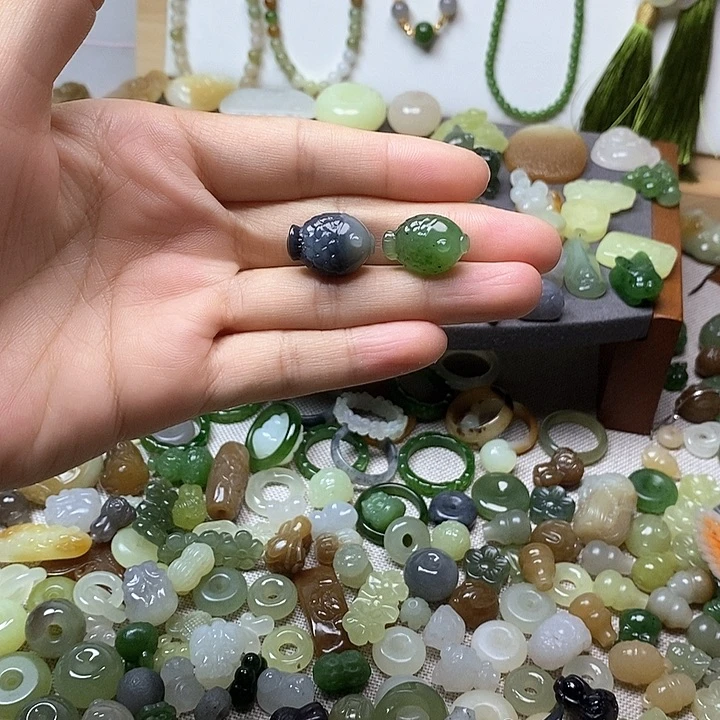 未镶嵌和田玉挂件98一个多样性发其一