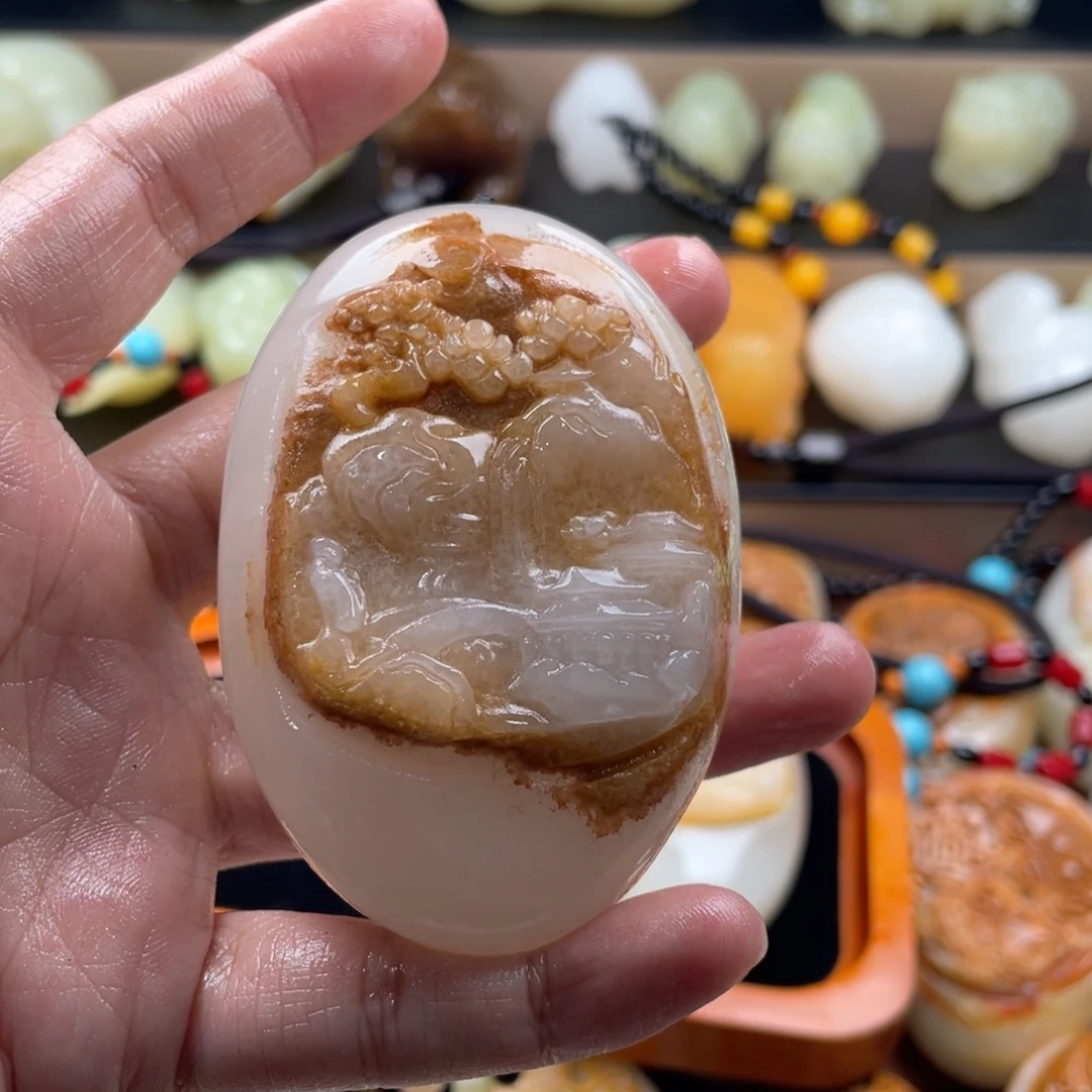 叮***奶石材古青石手把件