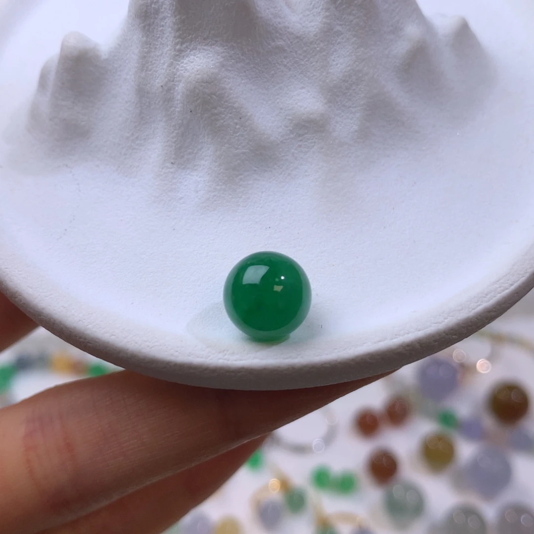 散珠翡翠浓色阳绿 卡9