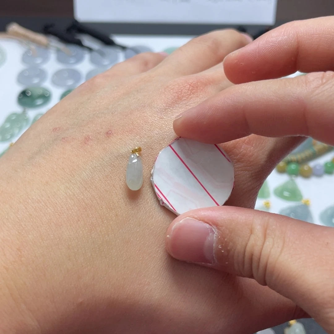 翡翠颈饰18K金镶嵌天然A货缅甸翡翠 拍一发一