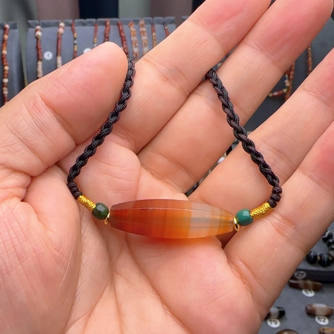 未镶嵌颈饰玛瑙/玉髓