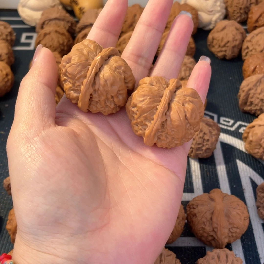 文玩核桃吊坠J****杨蛤蟆39