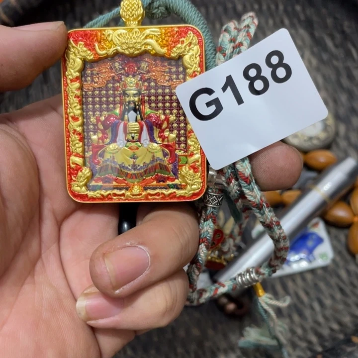 金***换瓷片直播间火爆热卖