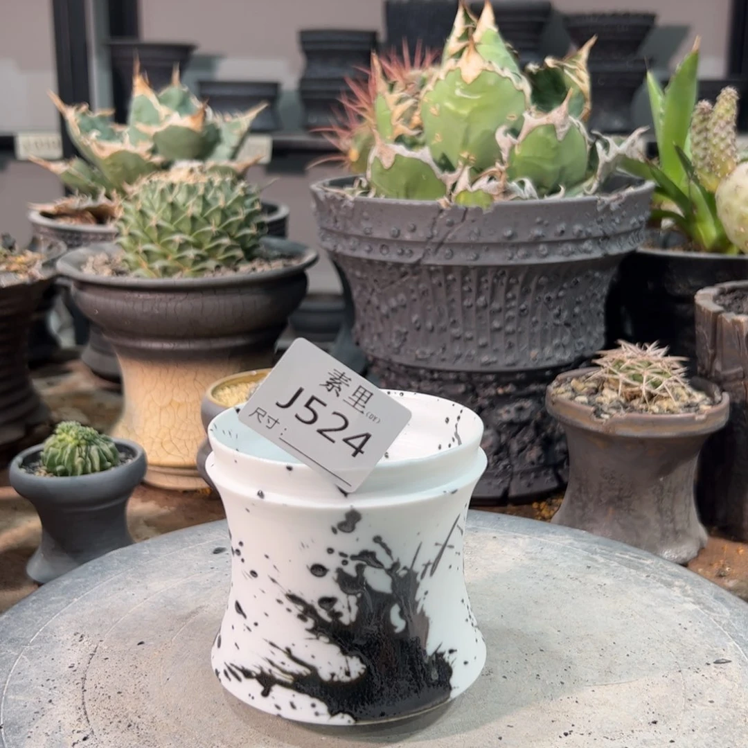 景德镇手工素里内口8.5高9瑕疵