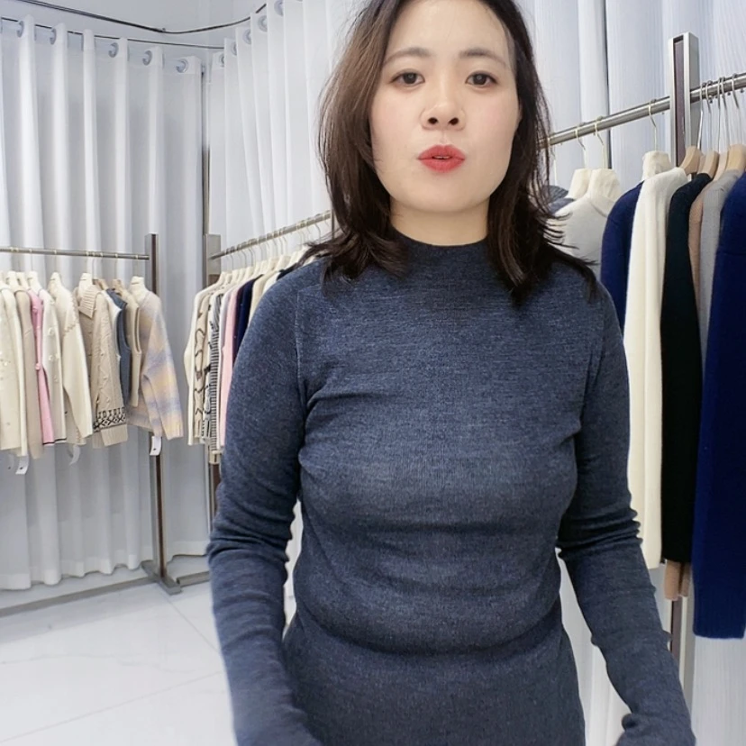 【闪购商品】灰色半高领小码精纺