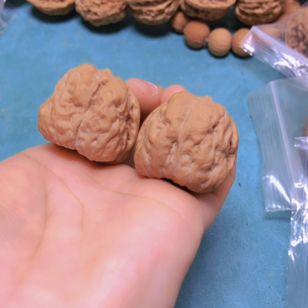 【闪购商品】把件核桃34蛤蟆头修尖