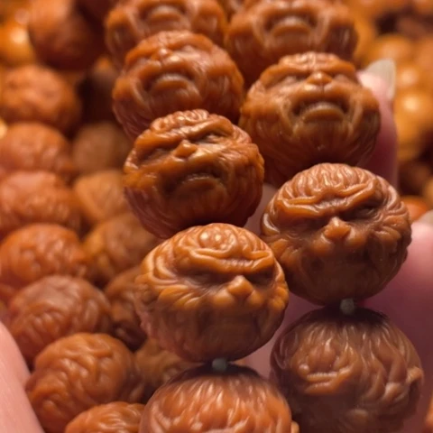 手串猴头核桃小***笑舞台