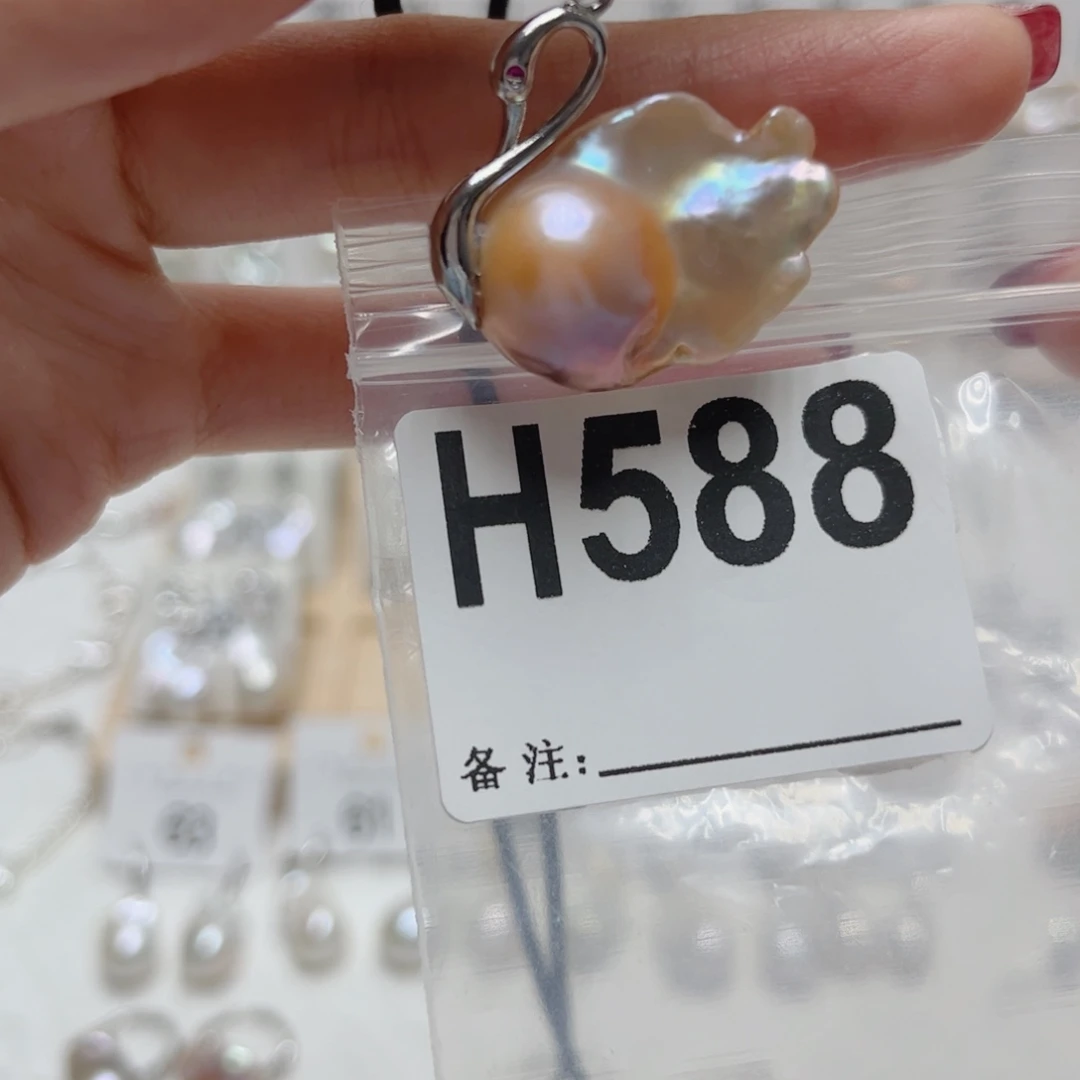 颈饰淡水珍珠未镶嵌