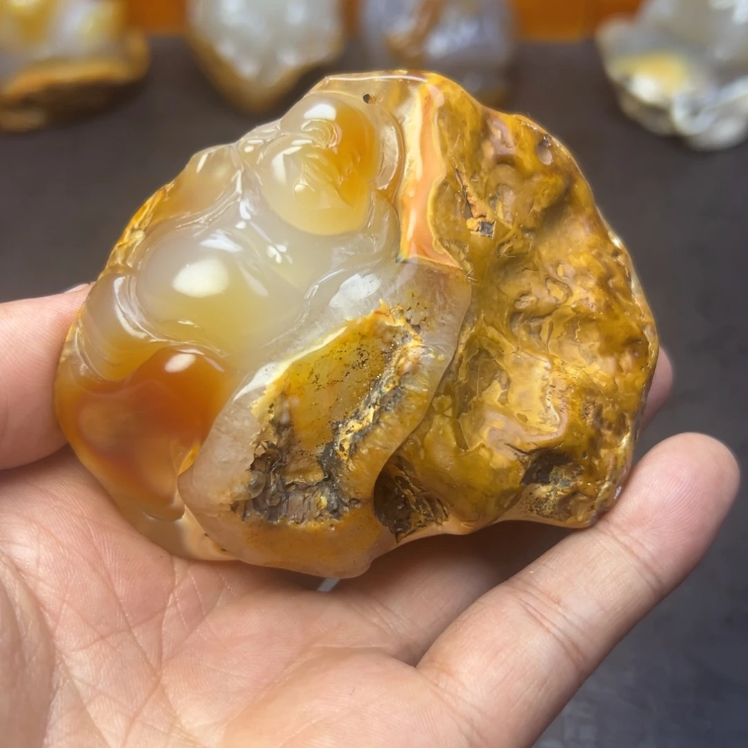 邱***未镶嵌手把玛瑙/玉髓