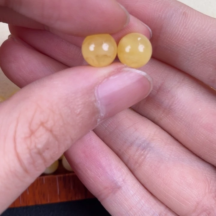 琥珀裸石未镶嵌多样性发货发一个42