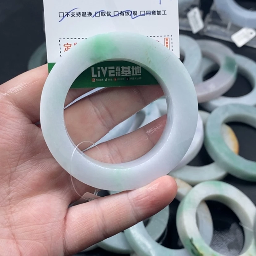【闪购商品】未镶嵌翡翠定制翡翠?****