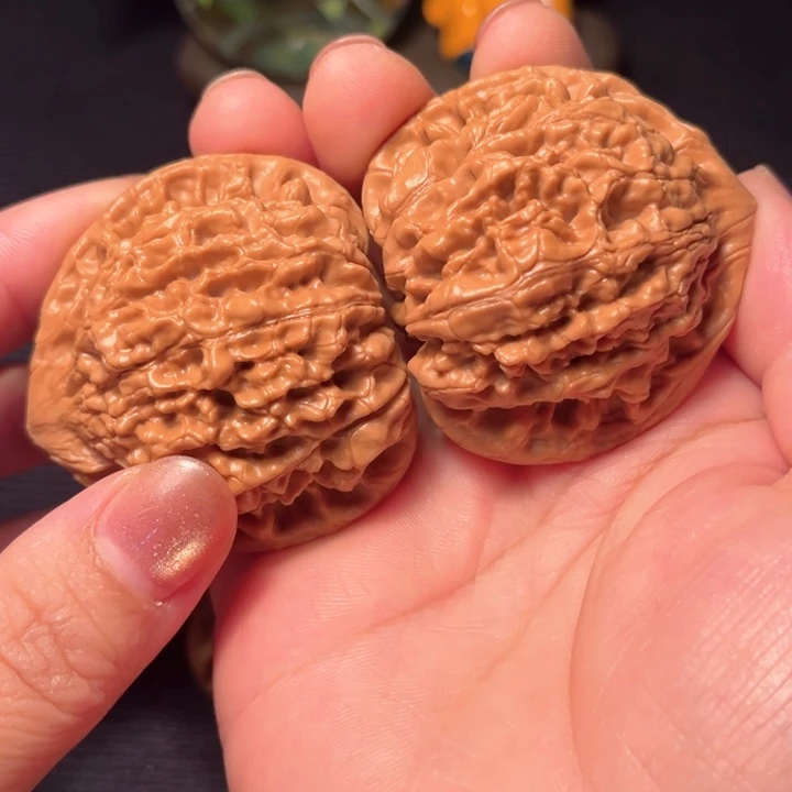 文玩核桃把件麒麟纹官帽49