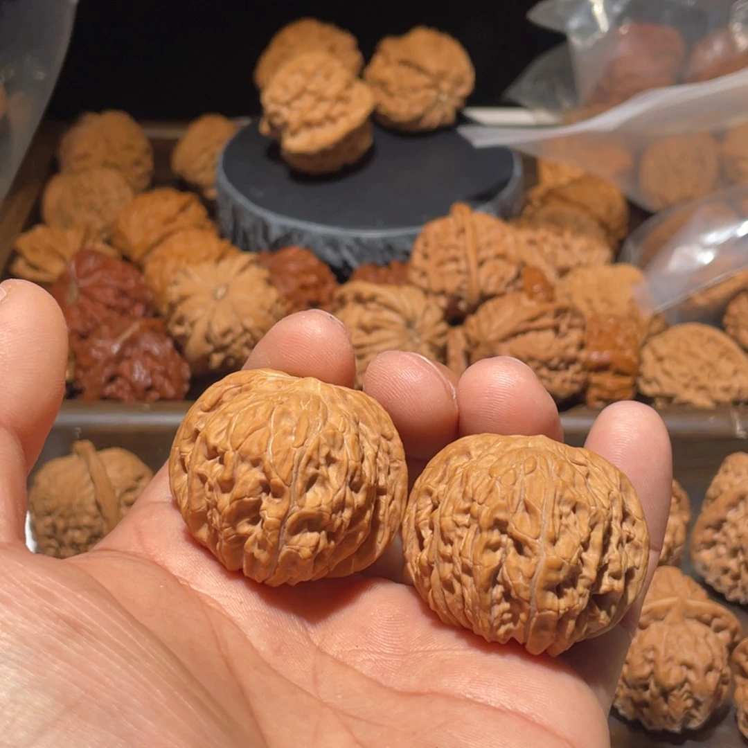 文玩核桃吊坠洋****了洋葱