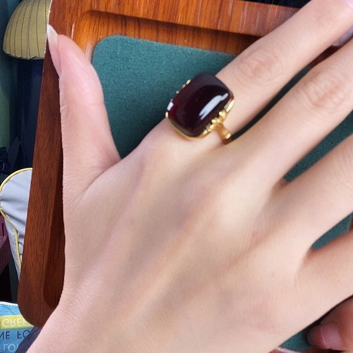 银S925镶嵌血珀戒指戒指