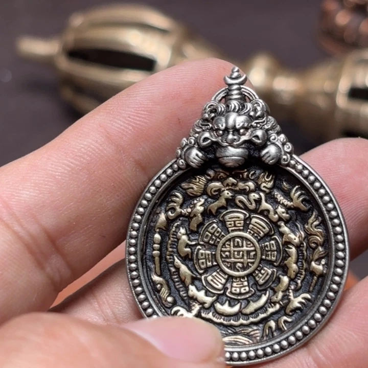 铜星月菩提挂件菩提