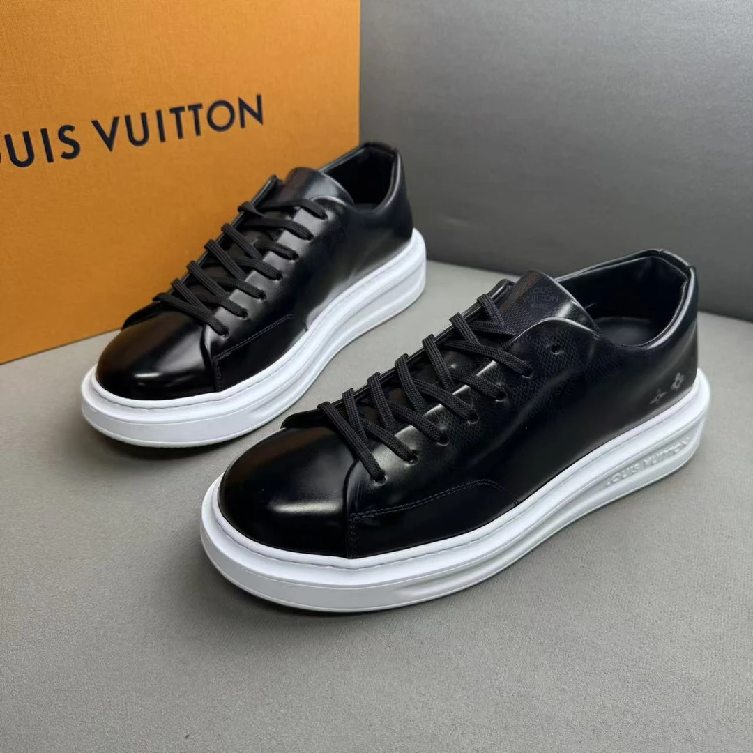 95新 LouisVuitton/路易威登 黑色亮面皮革棋盘格松糕鞋 39.5码