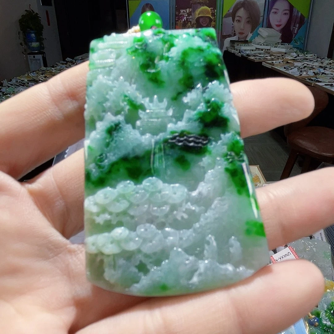 颈饰未镶嵌翡翠一