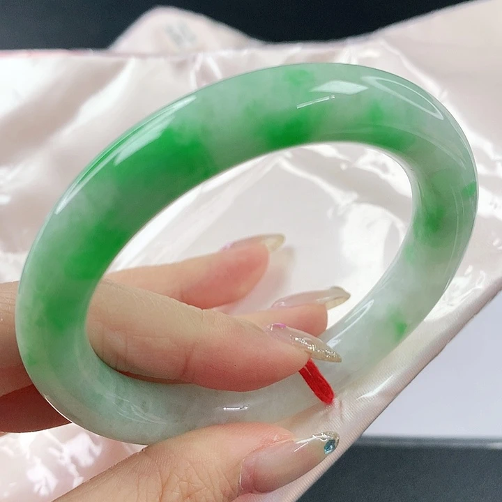 未镶嵌手镯翡翠，913