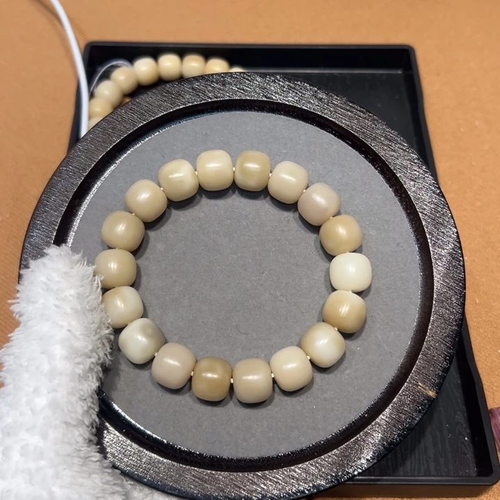 吊坠菩提根/象牙果微瑕13瓷白