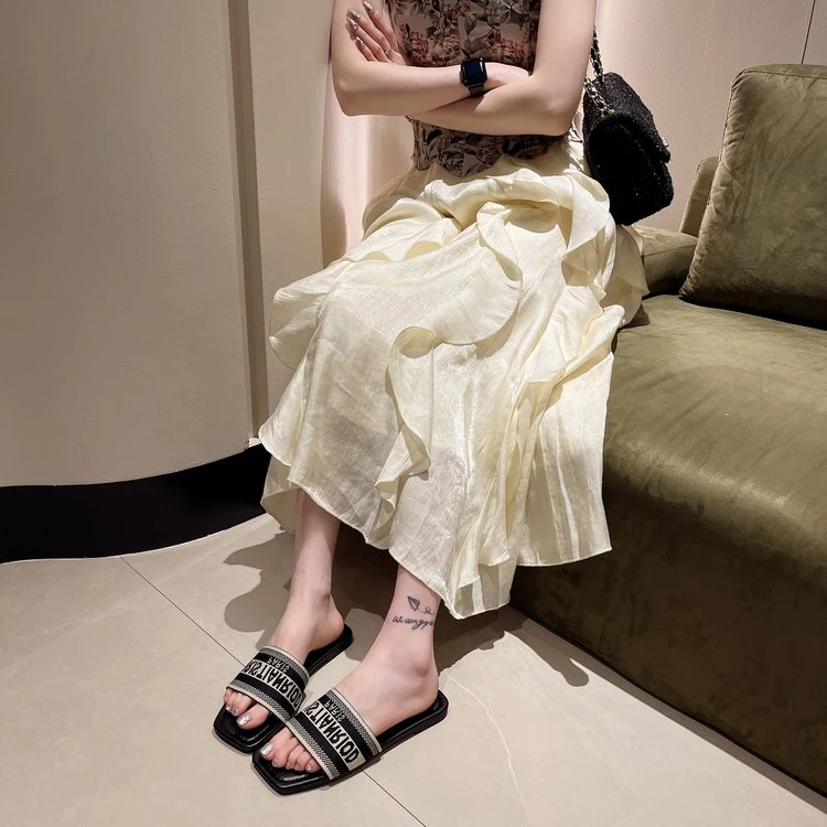 拖鞋女外穿时尚2025年新款凉拖鞋女百搭海边沙滩平底夏季女鞋