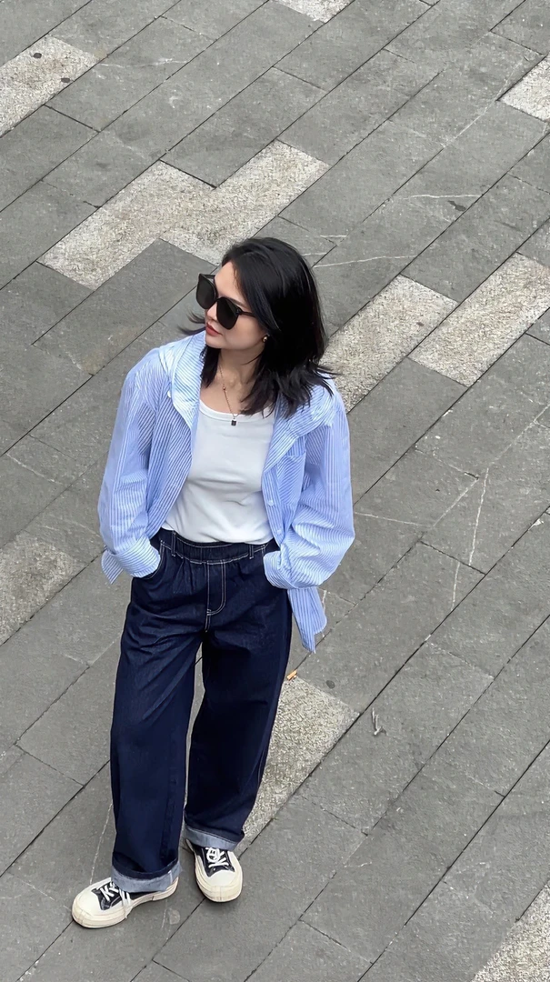 俪妍LIVELY-YAN LY17987-94牛仔裤