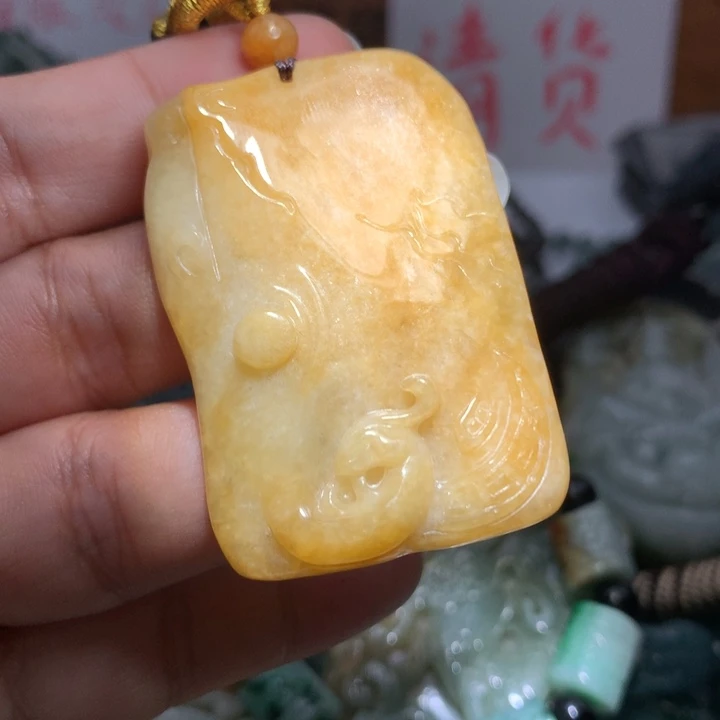 翡翠颈饰未镶嵌保真天然A货翡翠