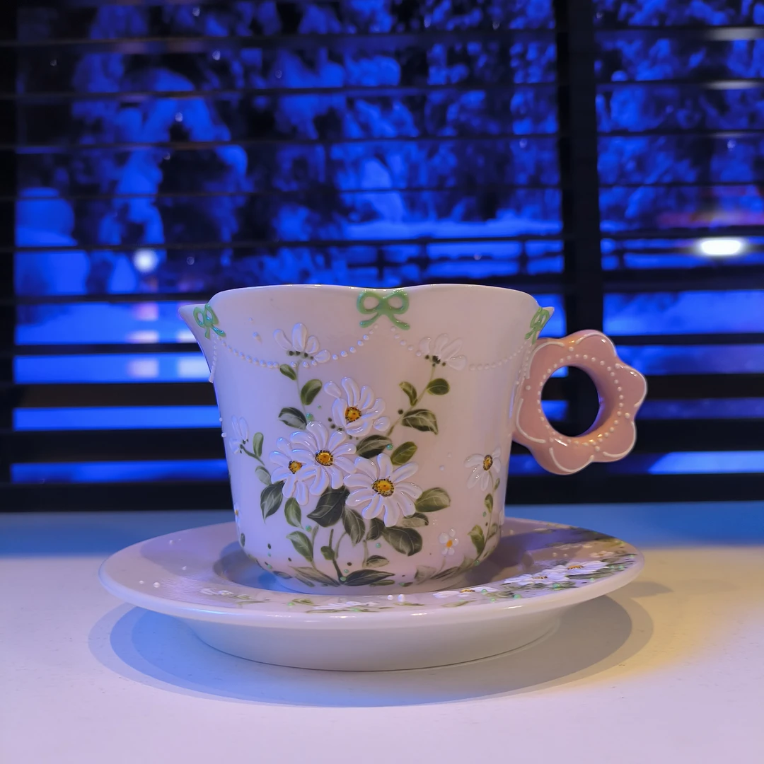 喜喜老师原创  粉色小雏菊一杯一碟