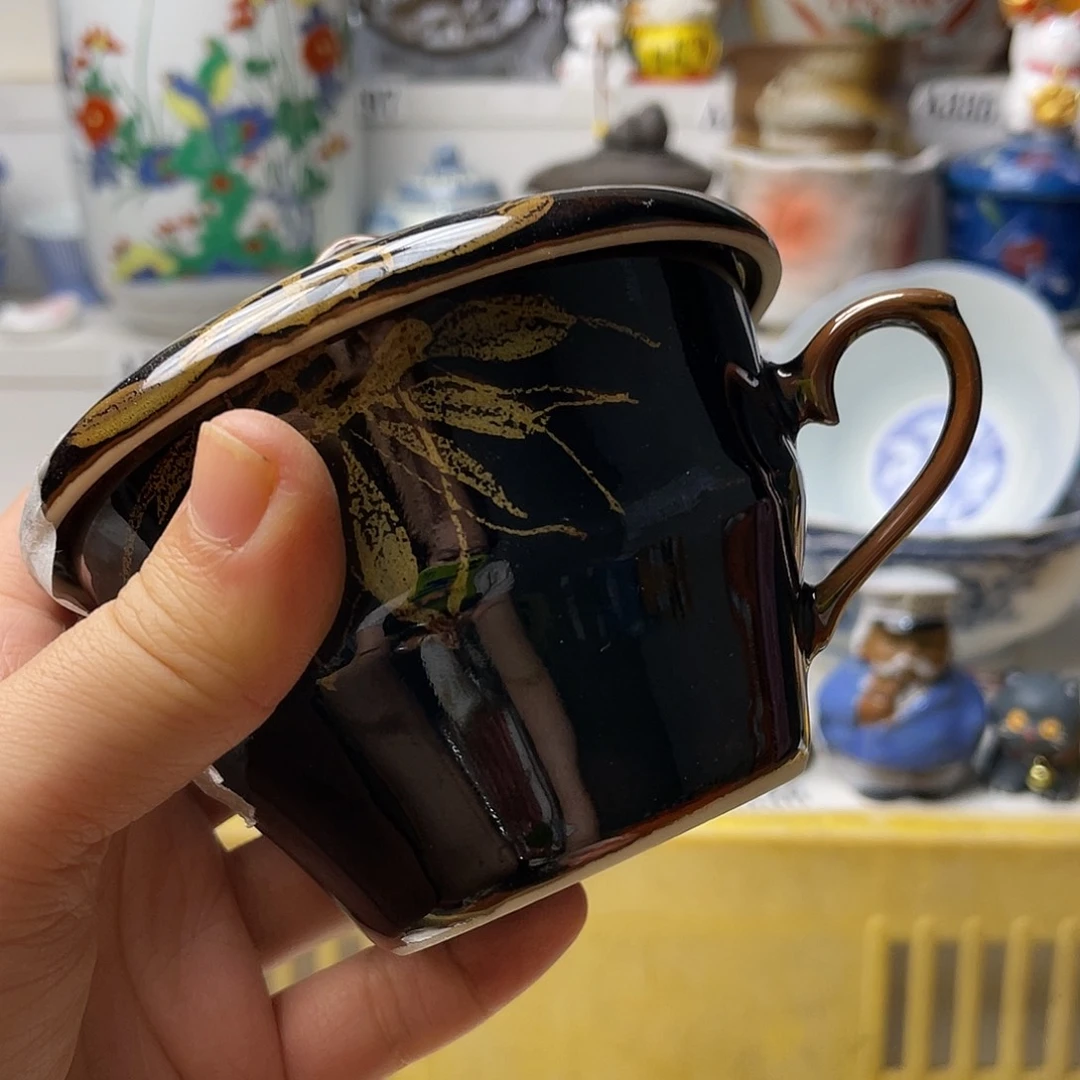 瓷片与****店哈哈哈我真的不喜欢这样了笑