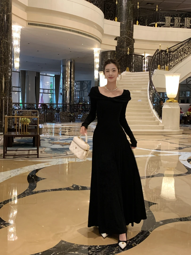 法式千金风蝴蝶结设计连衣裙秋冬气质大裙摆显瘦长裙