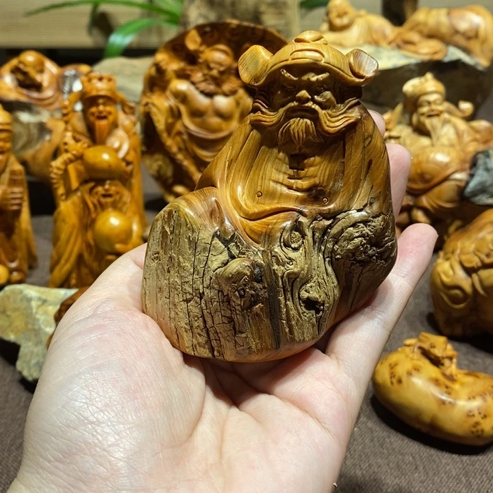 柏木（崖柏）原皮钟馗