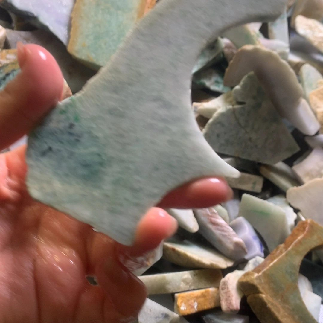 翡翠颈饰未镶嵌缅甸翡翠