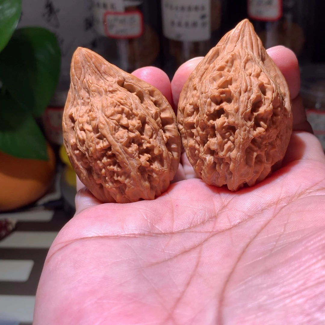 吊坠文玩核桃大沽石