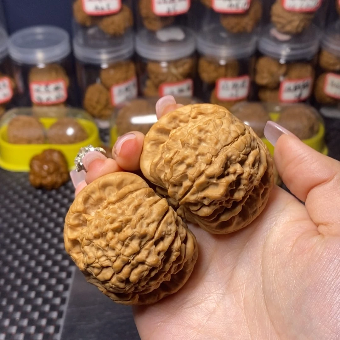 文玩核桃吊坠༄****龙鼎