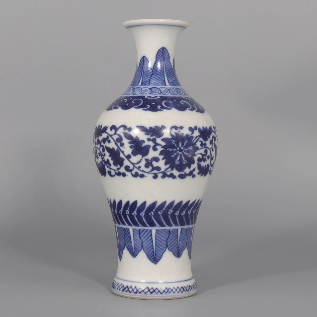 青花缠枝莲纹瓶   H408-004