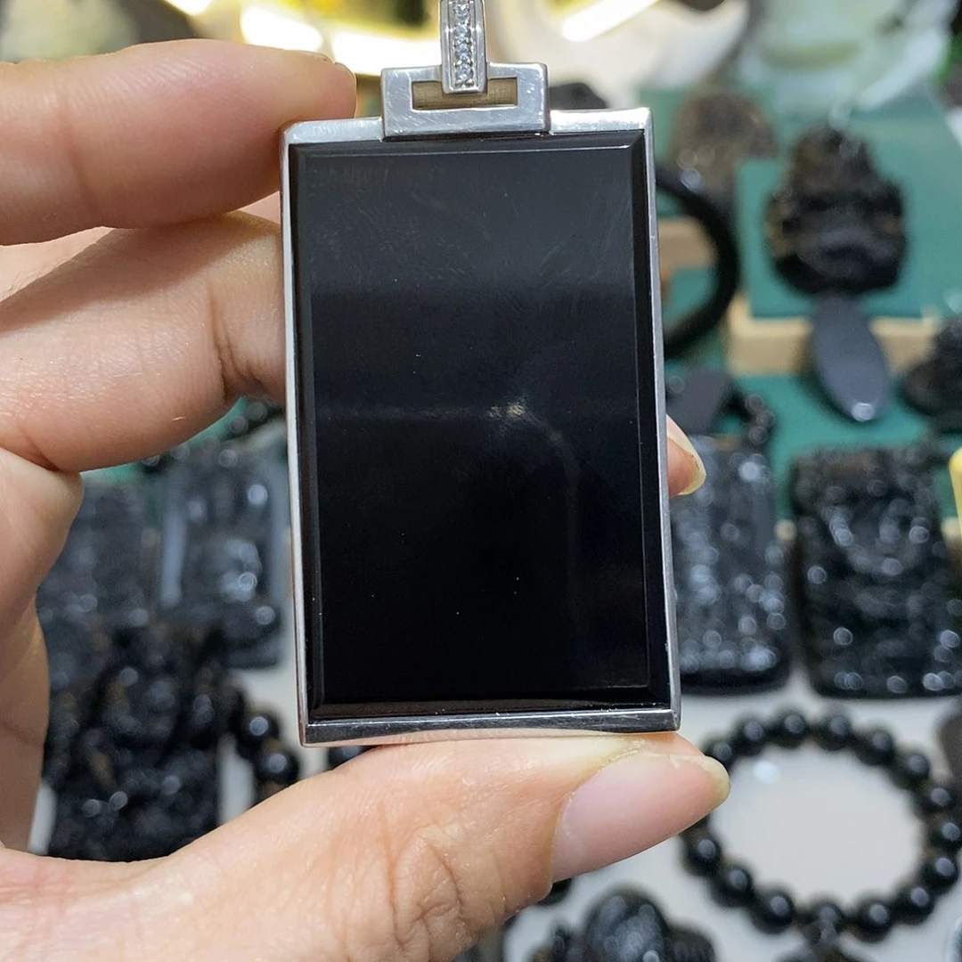 蛇纹石玉颈饰未镶嵌劉*