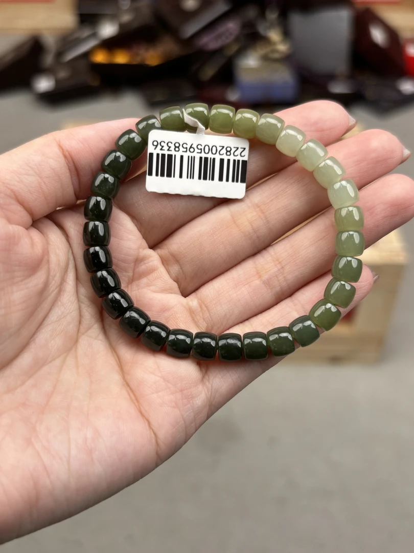 [基地质检发货]  桶珠直切和田玉手串 礼盒装S1186