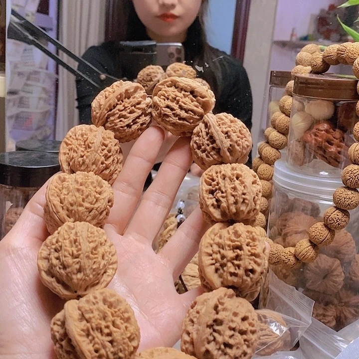 【闪购商品】文玩核桃把件38水龙手持