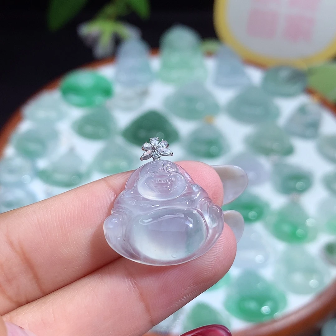 翡翠未镶嵌颈饰佛公