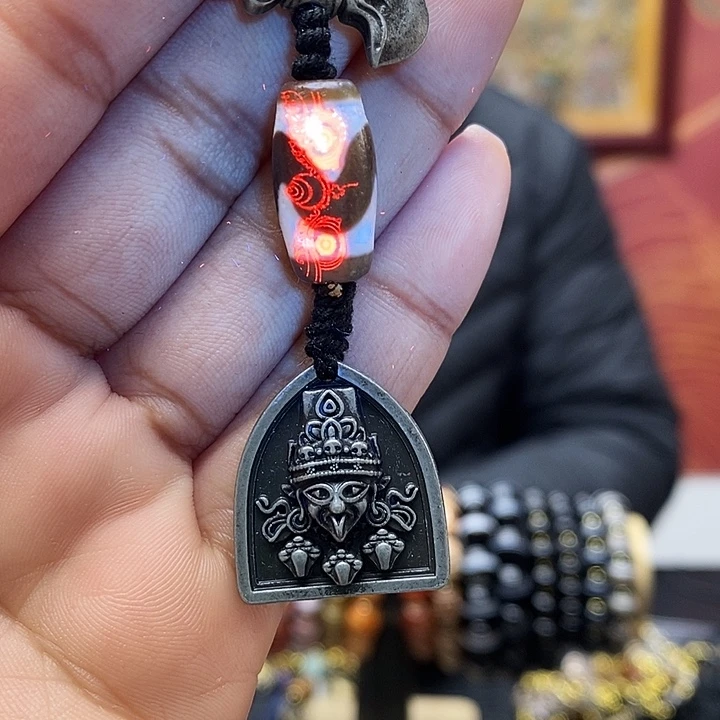 玛瑙/玉髓合金颈饰