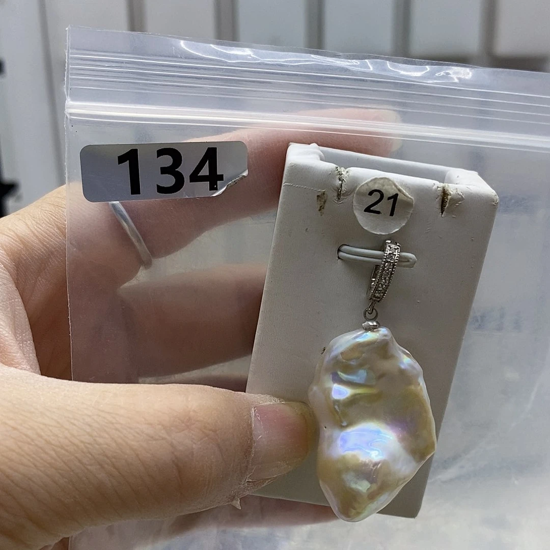 合金耳饰淡水珍珠
