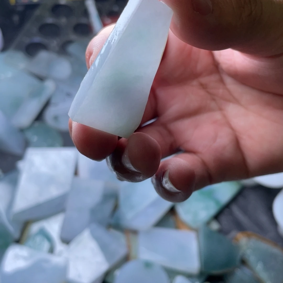未镶嵌定制翡翠