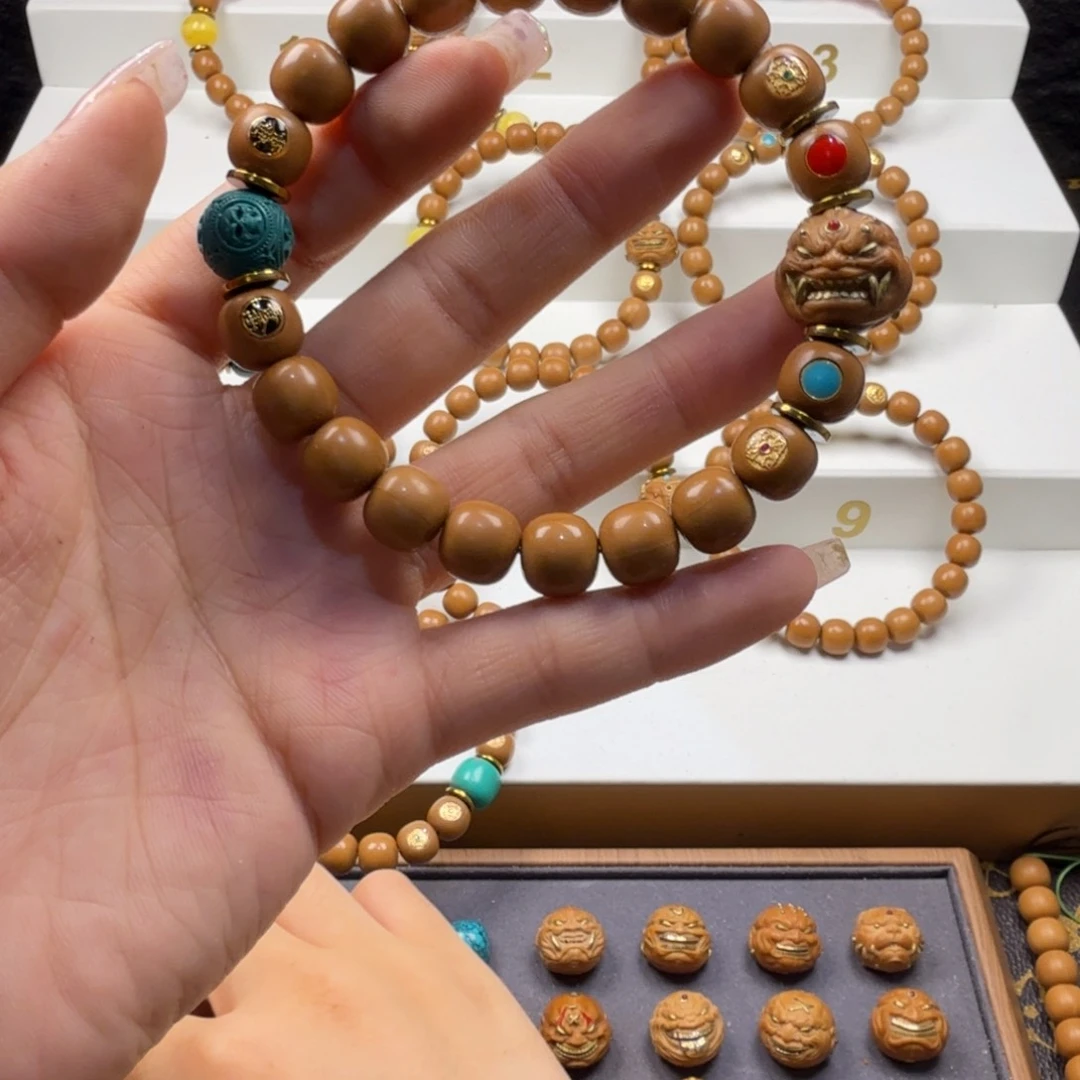 猴头核桃吊坠猴有核桃吊坠送合成